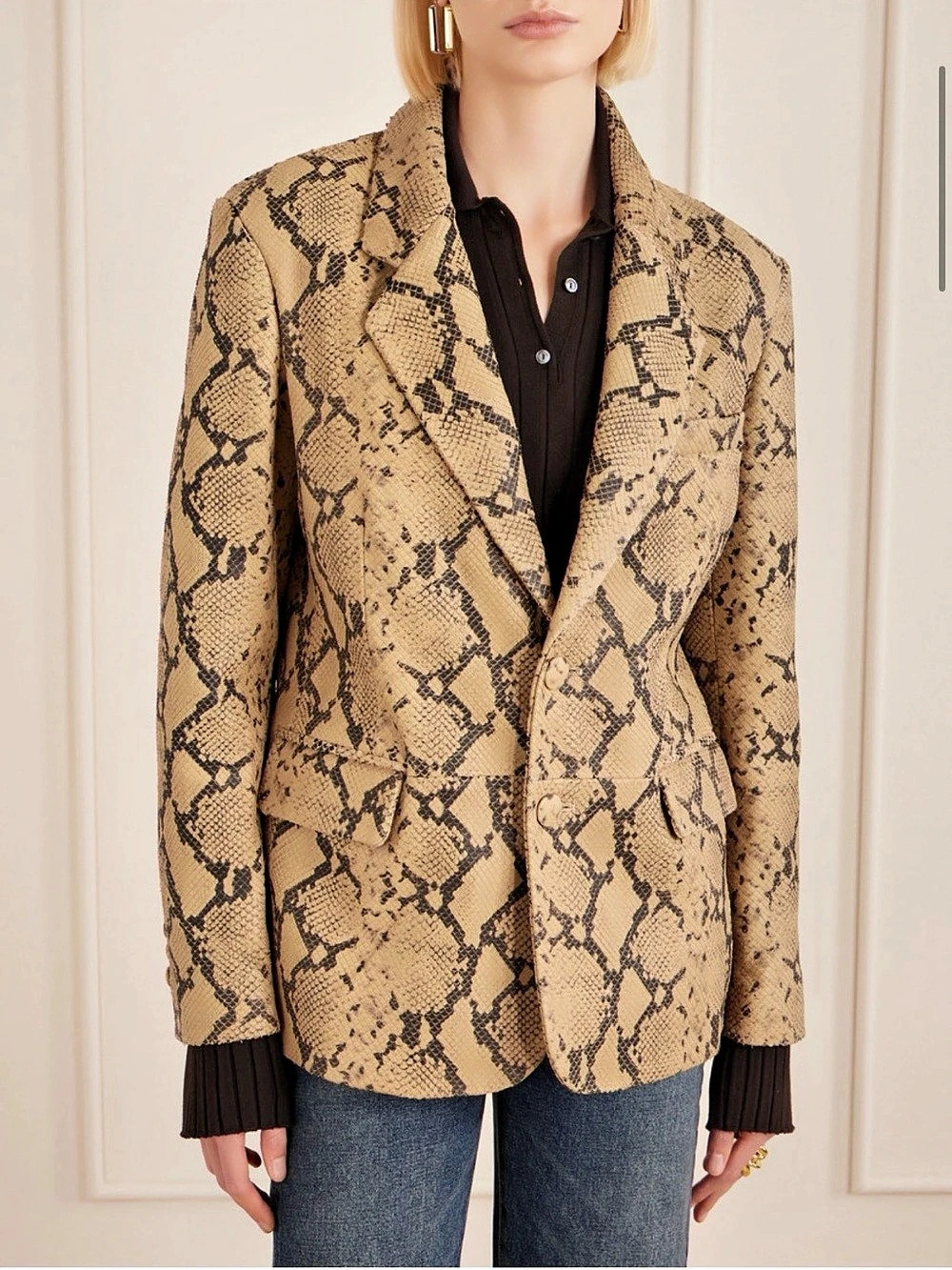 Frame Leather Blazer 2300$msrp sold out NWT
